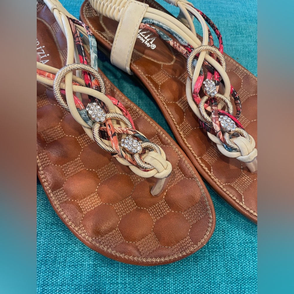Patrizia By Spring Step Sandals size 6